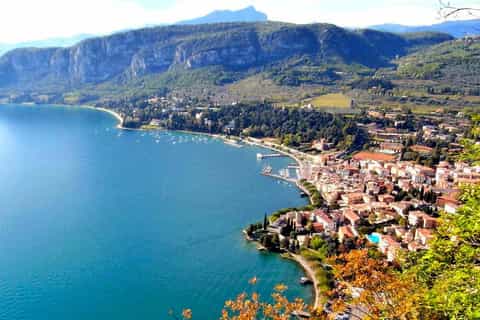 From Milan: Full-Day Coach Trip to Verona and Lake Garda