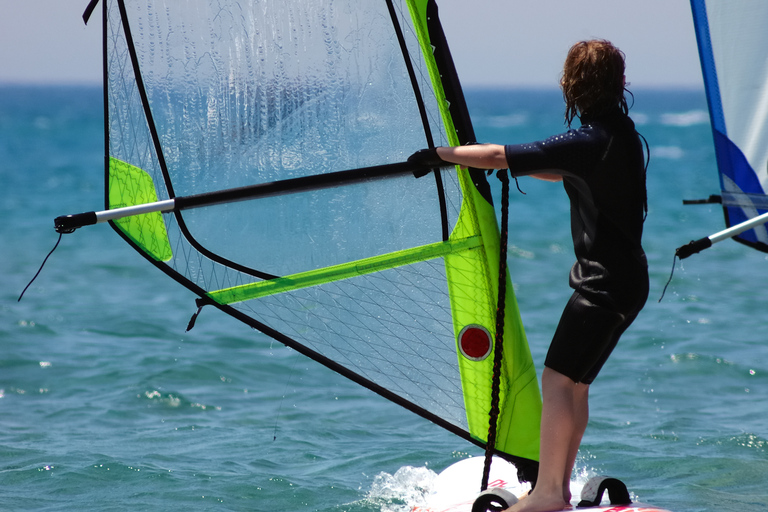 Palma de Mallorca: Windsurfing-Kurs für AnfängerPalma de Mallorca: 2-stündiger Windsurf-Anfängerkurs