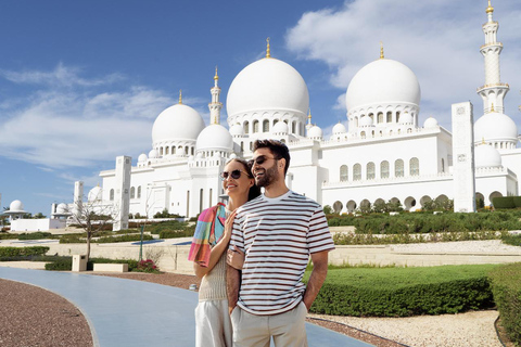 Dubaï : Mosquée Sheikh Zayed et entrée au Ferrari World avec transfert