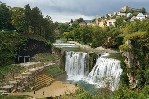 Sarajevo: Travnik and Jajce Tour with Fortress Entry