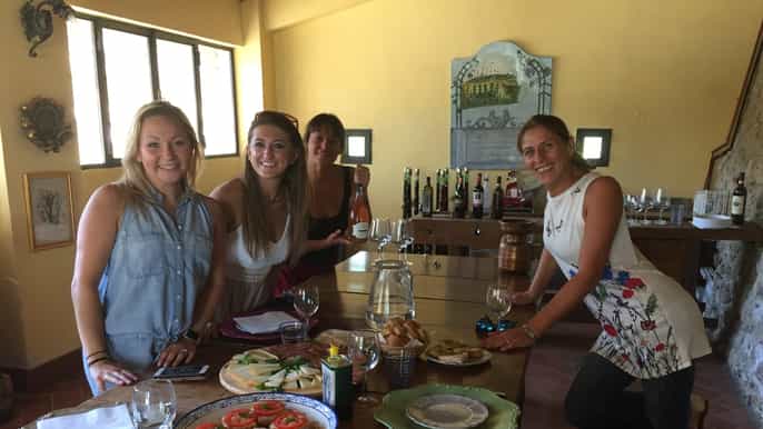 san gimignano saffron and vernaccia tasting with lunch