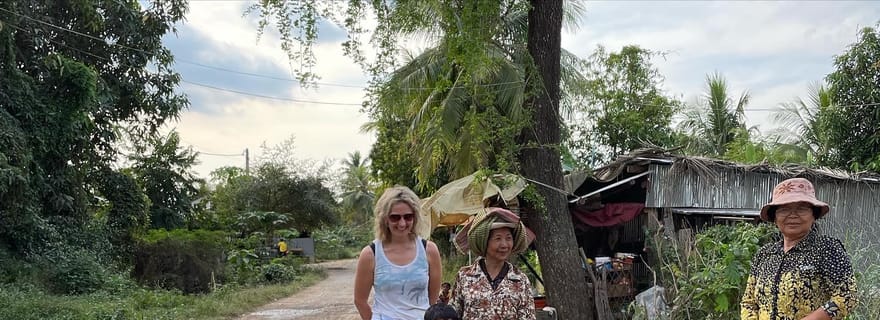 Battambang : Train de bambous, grotte des chauves-souris et grotte de la mort