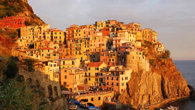 cinque terre sunset boat tour