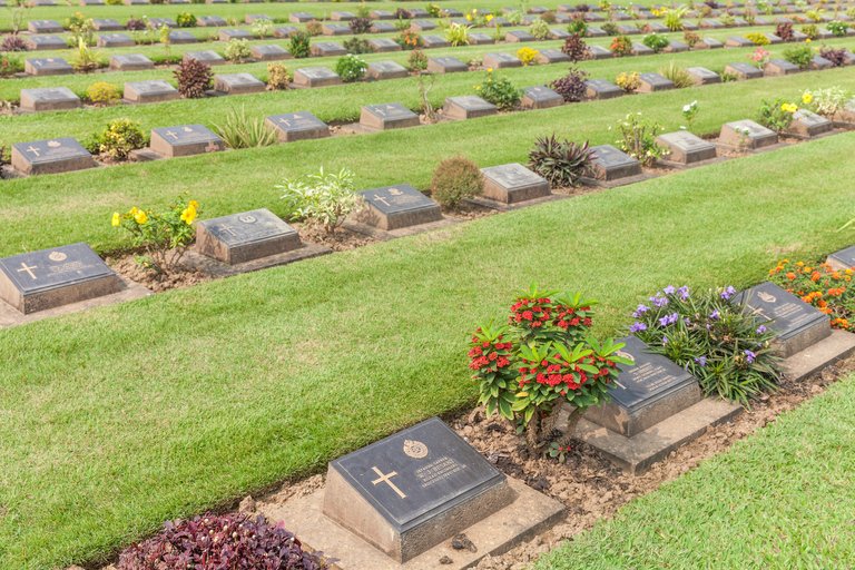 Tour privado de santuario de elefantes y Kanchanaburi