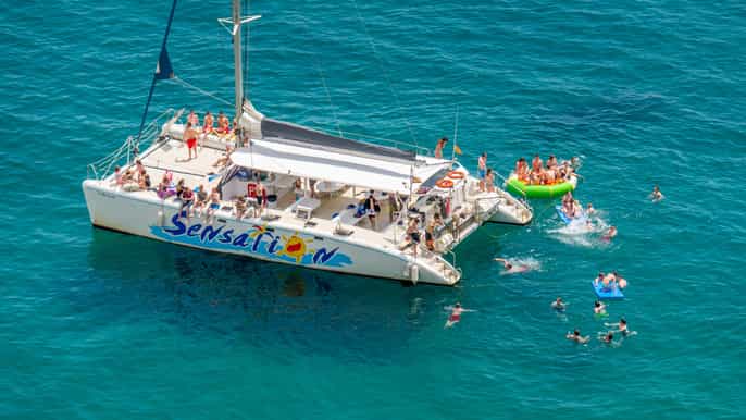 Barcelona: Catamaran Party Cruise with BBQ Meal