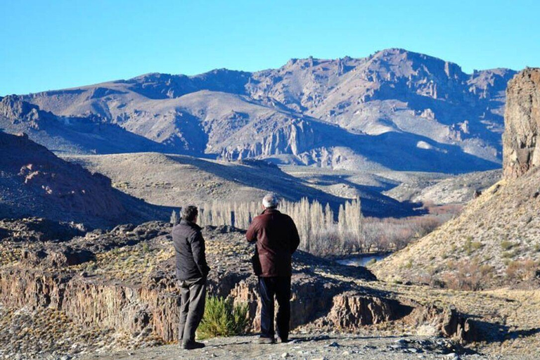 Bariloche: privétour door de betoverde vallei met lunchPrivétour door de Betoverende Vallei met lunch vanuit Bariloche