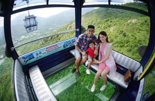 Hongkong: Ngong Ping Private Cable Car Ticket ohne Anstehen