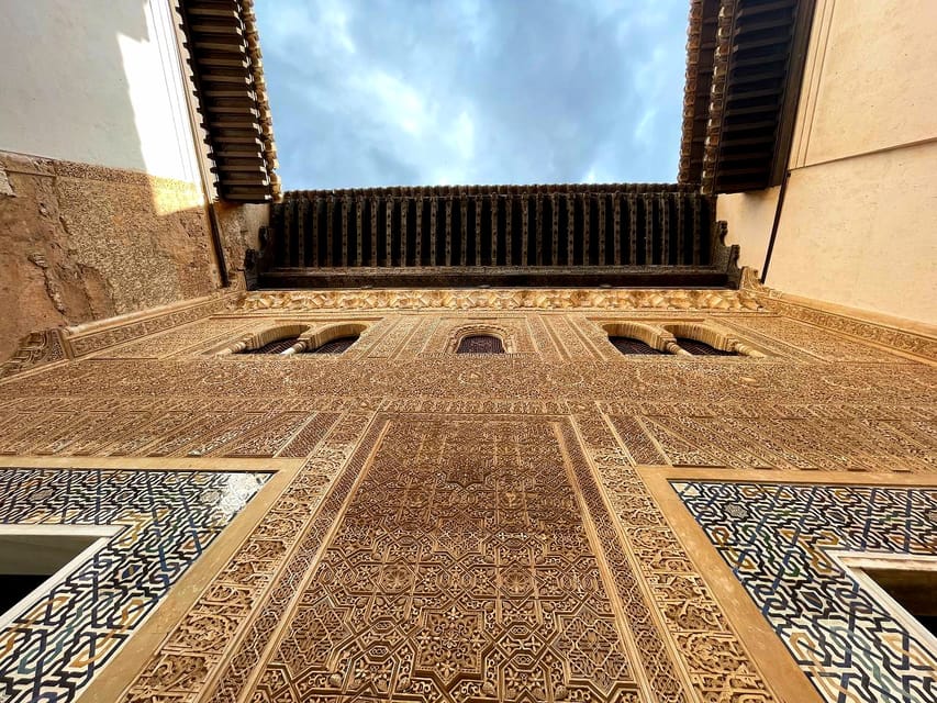 Granada: Alhambra & Nasrid Palaces Guided Tour With Tickets | GetYourGuide