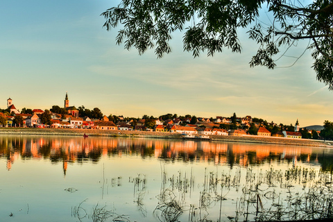 Desde Budapest: excursión a SzentendreTour de medio día a Szentendre desde Budapest - Regreso en barco