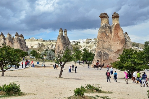 Vanuit Istanbul: 2-daagse Cappadocië-tour & optionele ballonvaart2-daagse Cappadocië-tour exclusief heteluchtballon