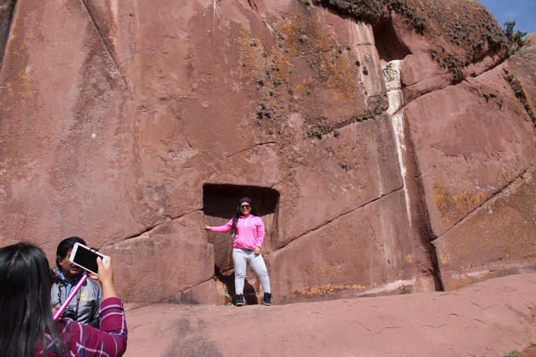 Puno: Aramu Muro and Cemetery of Molloco Day Trip