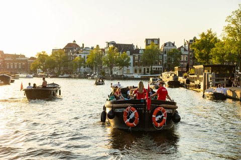 Amsterdam: Rejs łodzią z przewodnikiem i opcją nieograniczonych napojówBilet rodzinny