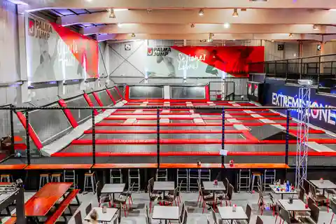 Palma de Mallorca: Entreekaart Trampolinepark Palma Jump