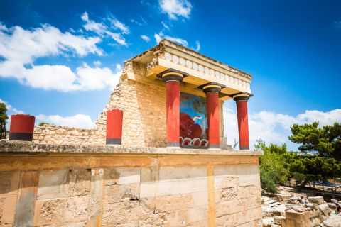 From Rethymno: Full-Day Knossos and Heraklion Tour