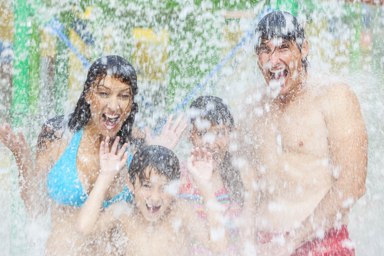 Entrada para o parque aquático Acqua Plus com traslado opcionalIngresso para o Parque Aquático Acqua Plus