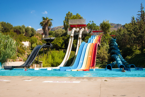 Entrada para o parque aquático Acqua Plus com traslado opcionalIngresso para o Parque Aquático Acqua Plus