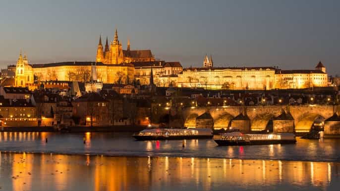 prague crystal dinner cruise