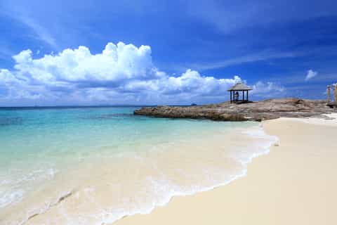 From Phuket: Snorkeling & Dolphin Spotting in Maiton Island