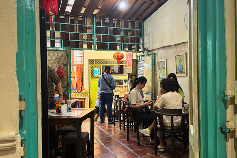 Jakarta: Glodok Stories Food Tour with 13+ Tastings