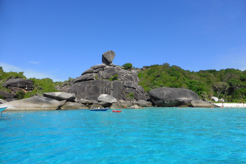 Phuket/Khao Lak: The Elite Similan Islands Yacht Experience Hotel pickup in Phuket
