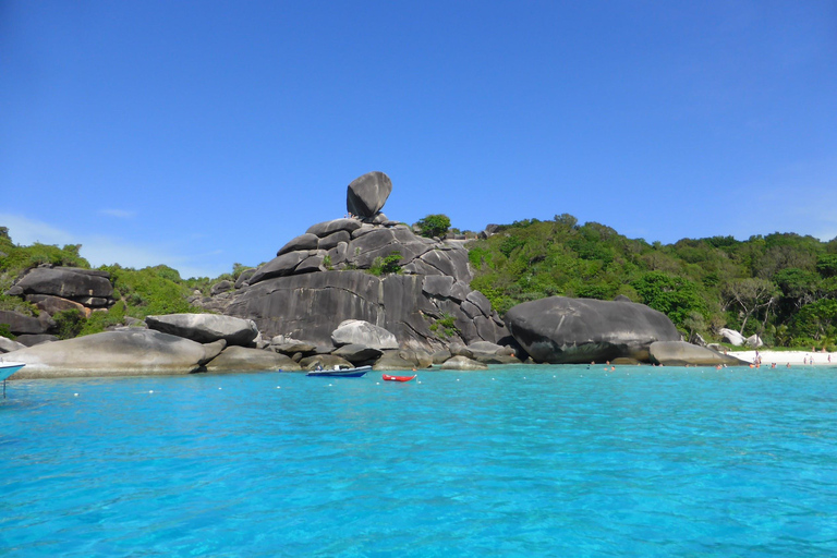 Phuket/Khao Lak: The Elite Similan Islands Yacht Experience Hotel pickup in Phuket