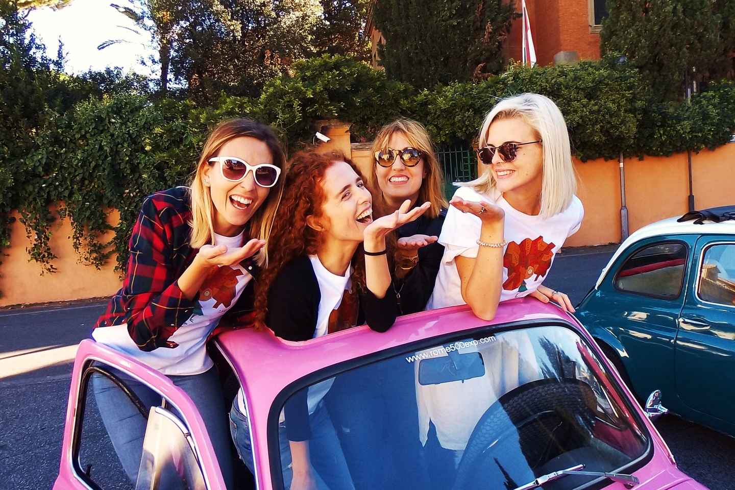 EXP Rome : 3h Driving Tour with Vintage Fiat 500 Classic Car