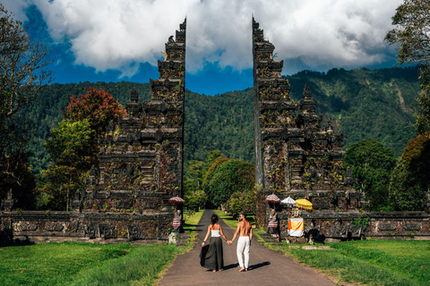 Bali: Privé auto charter met Engelssprekende chauffeur