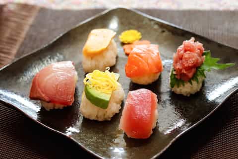 Kyoto: Private Japanese Cooking Lesson and Lunch