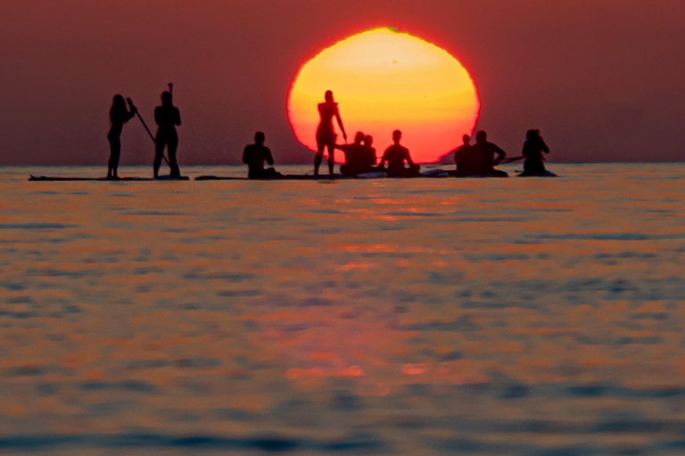 Barcelona: Excursión en Paddleboard al amanecer con fotos&amp;vídeos4k