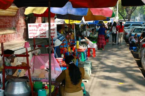 Delicacies of Yangon Tour
