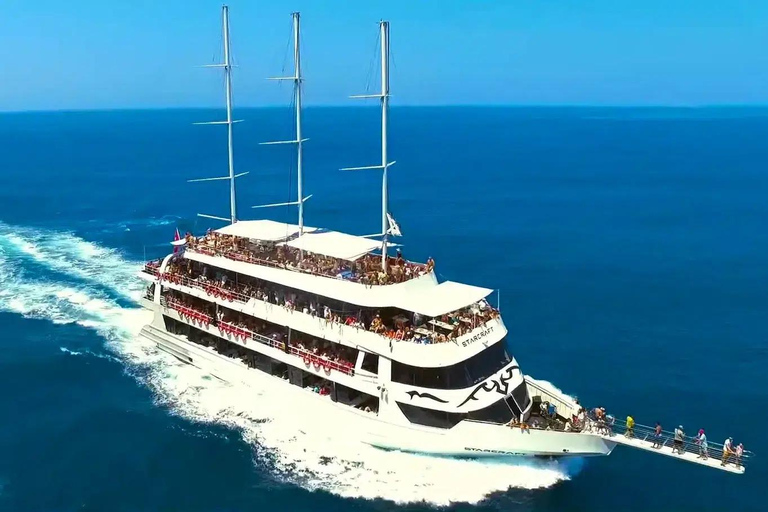 Alanya/Side: Starcraft-boottocht met onbeperkt bier en wijnStarcraft-boottocht met transfer en onbeperkt bier en wijn vanaf Side