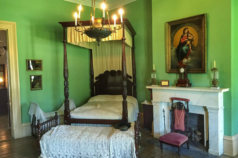 New Orleans: Christmas Bonfire Experience