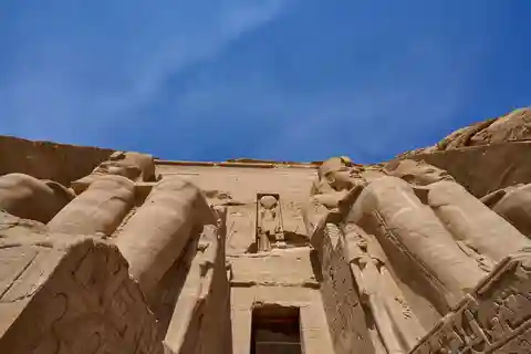 From Aswan: Trip to Abu Simbel by Bus