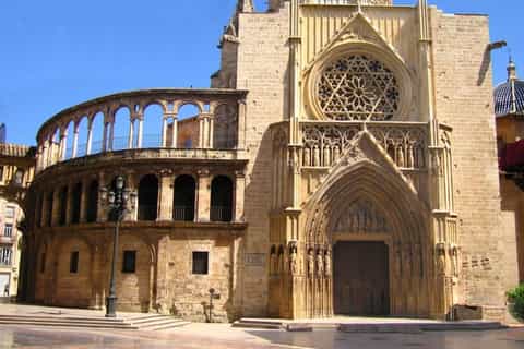 Coach Trip to Valencia