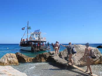 Samos: Full-Day Boat Cruise with Lunch