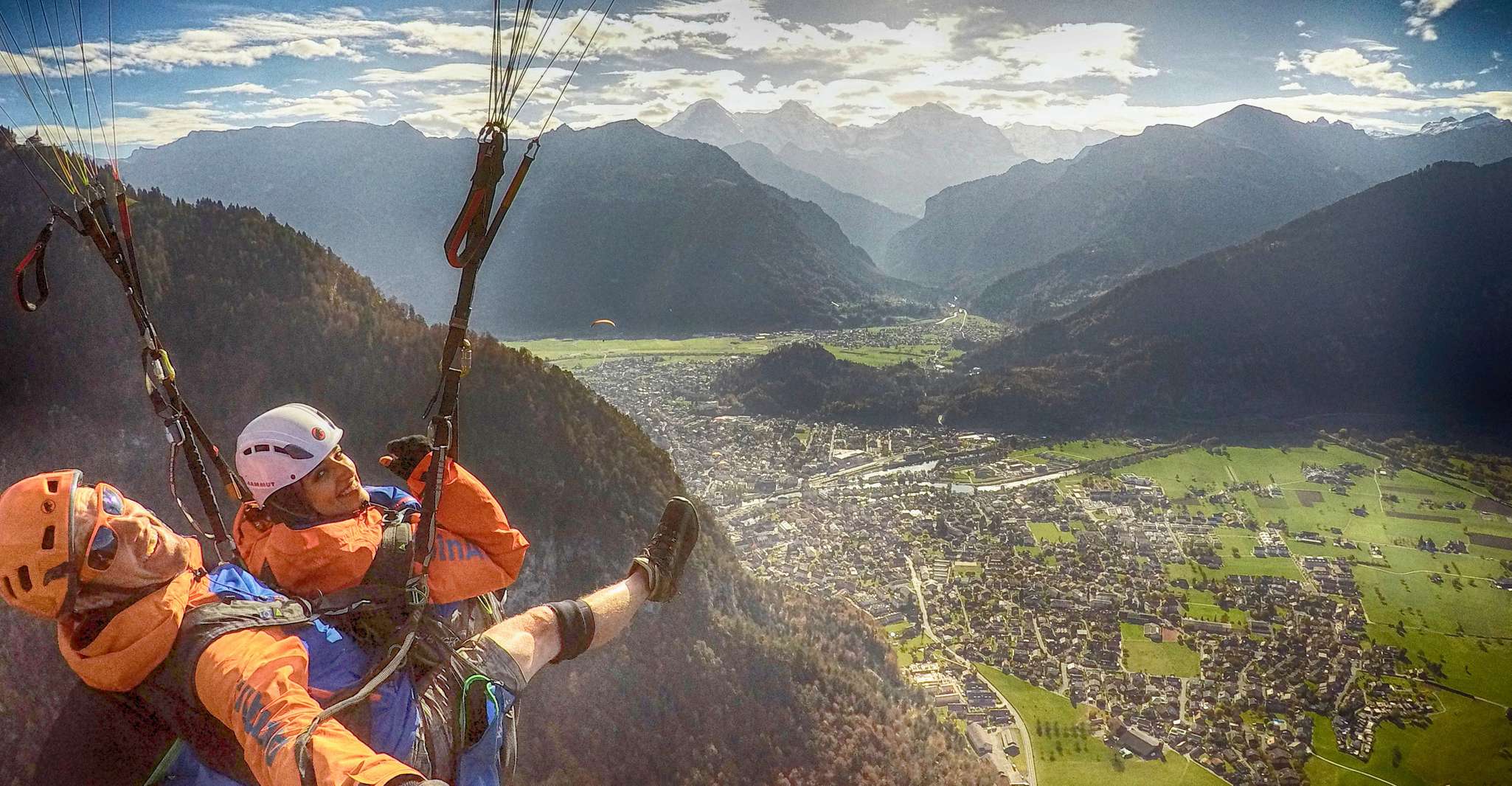 Paragliding Tandem Flight in Interlaken - Housity