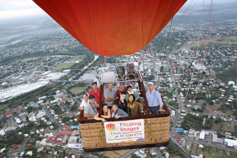 Luchtballonvaart in de regio Brisbane Scenic City &amp; CountryAlleen ballonvaart - GEEN optie voor ontbijt na de vlucht