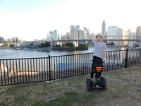 Brisbane, met en évidence la tournée en segway de jour ou nocturne - Housity