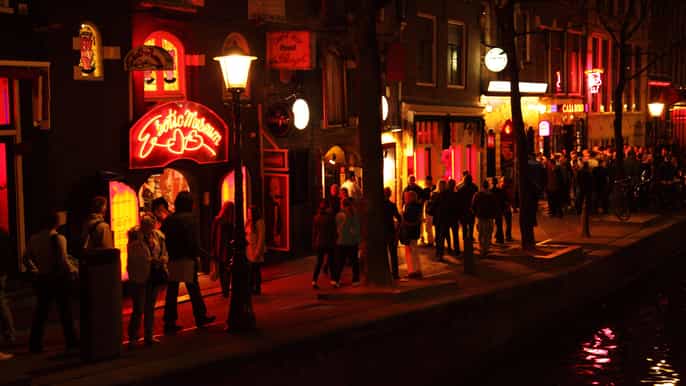 amsterdam private 3hour bachelor party tour