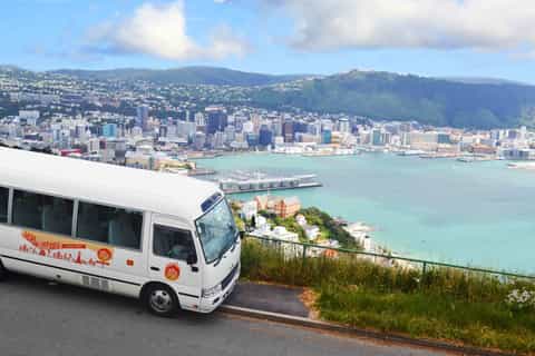 Wellington: Hop-On Hop-Off City Tour
