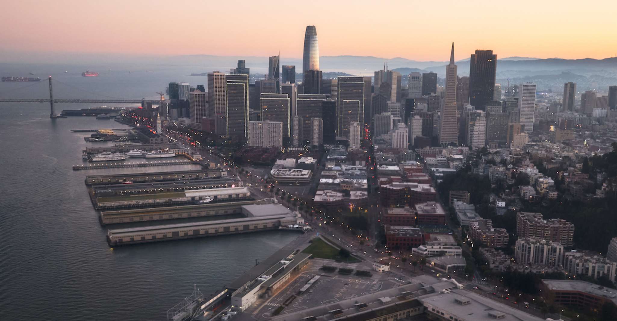 San Francisco Bay Flight over the Golden Gate Bridge - Housity