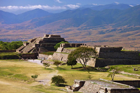 Oaxaca: Monte Alban und historische Dörfer Ganztagestour