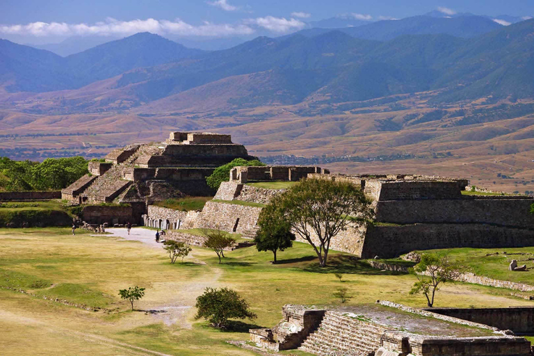 Oaxaca: Monte Alban und historische Dörfer Ganztagestour