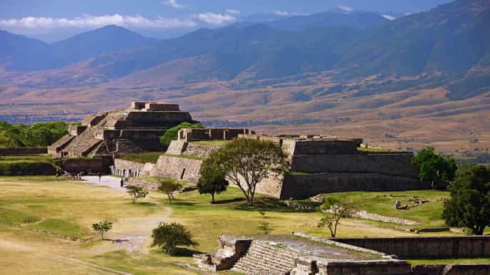 zapotec empire monte alban and villages