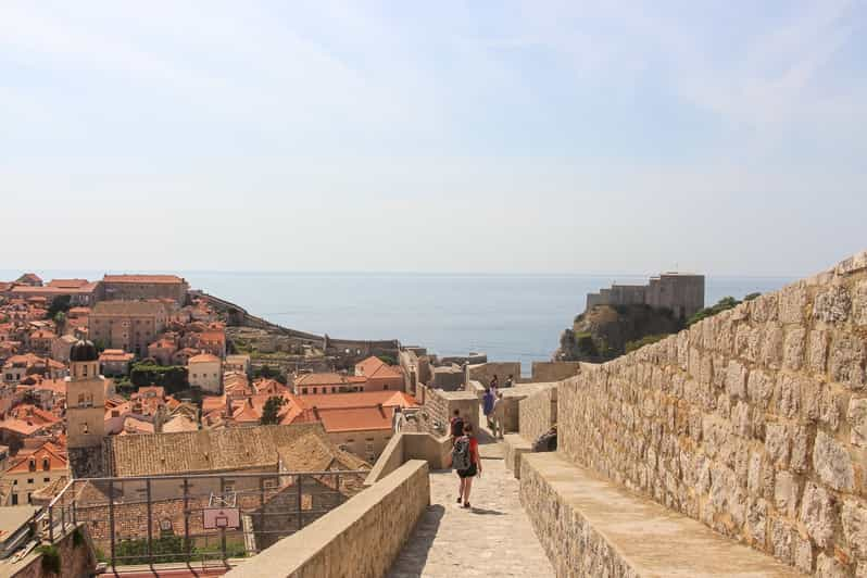 Visite à Pied Des Remparts De Dubrovnik Getyourguide 