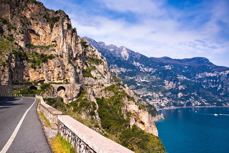 Wybierz wycieczkę po wybrzeżu Amalfi z lunchem