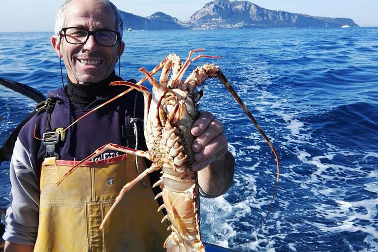 Desde Sorrento: Pesca en Capri con almuerzo