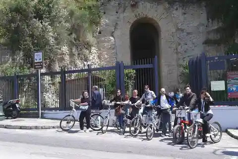 Neapel: E-Bike Tour durch den Archäologischen Park Pausilypon