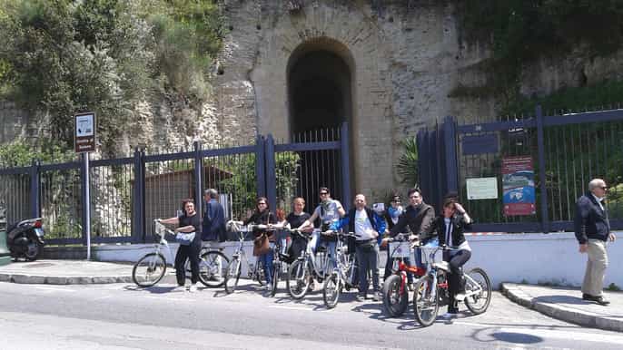 nápoles tour en bicicleta eléctrica del parque arqueológico de pausilypon