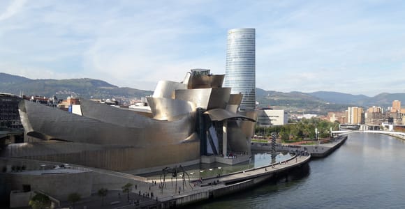 Ab San Sebastian: Bilbao & Guggenheim Museum Private Tour